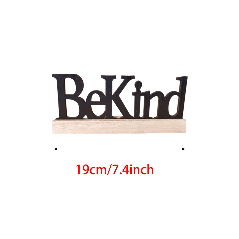 Lettres décoratives creuses en bois