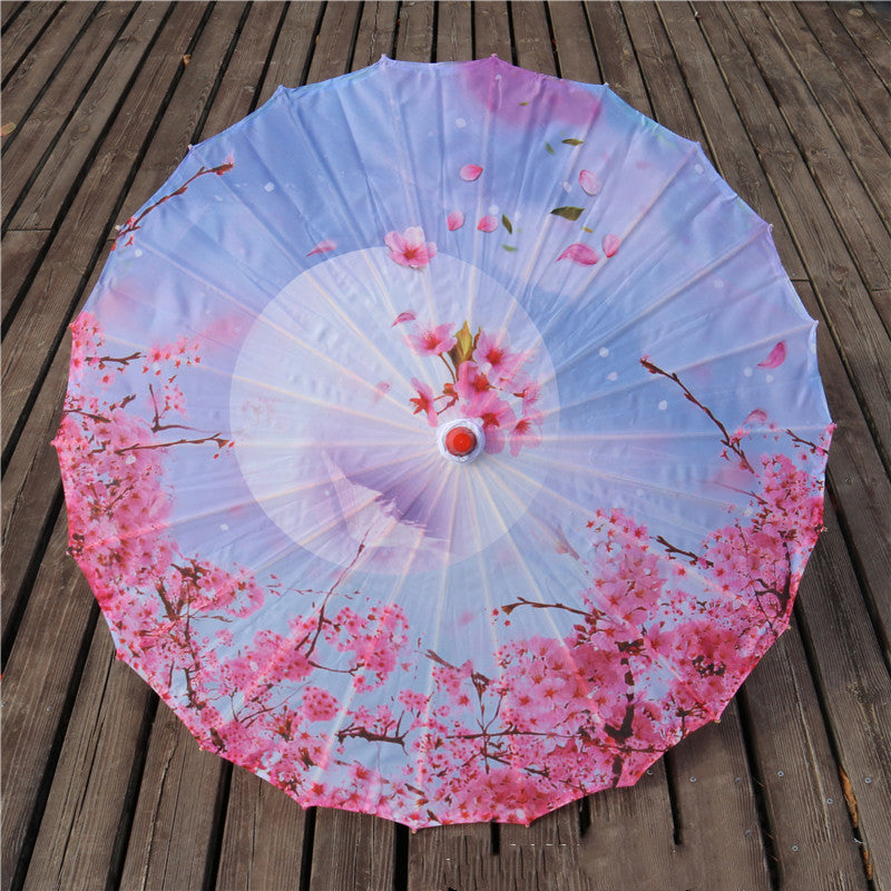Parapluie ancien en soie imprimée de style chinois