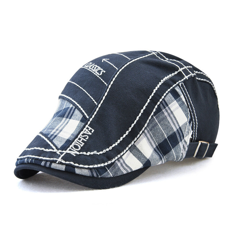 Casquette à visière courte en tissu écossais avec empiècements à chevrons