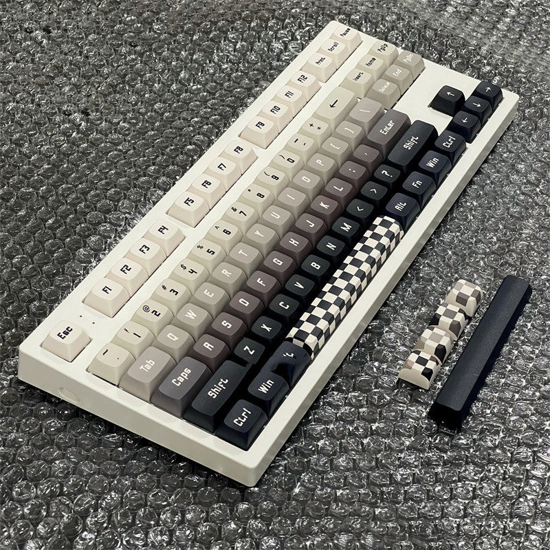Clavier gaming filaire à axes remplaçables à chaud