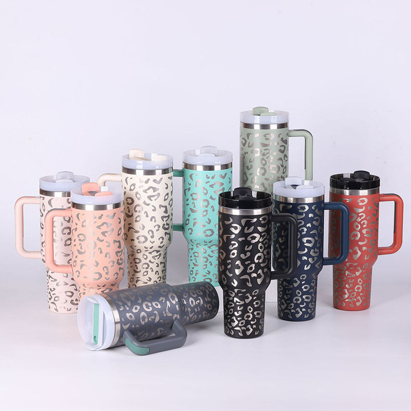 Gobelet isotherme 1,2 L avec poignée et paille, en acier inoxydable, anti-déversement, tasse à café isotherme sous vide avec couvercle, mug conique, cadeaux pour la Saint-Valentin, convient pour la voiture, la salle de sport, le bureau, les voyages