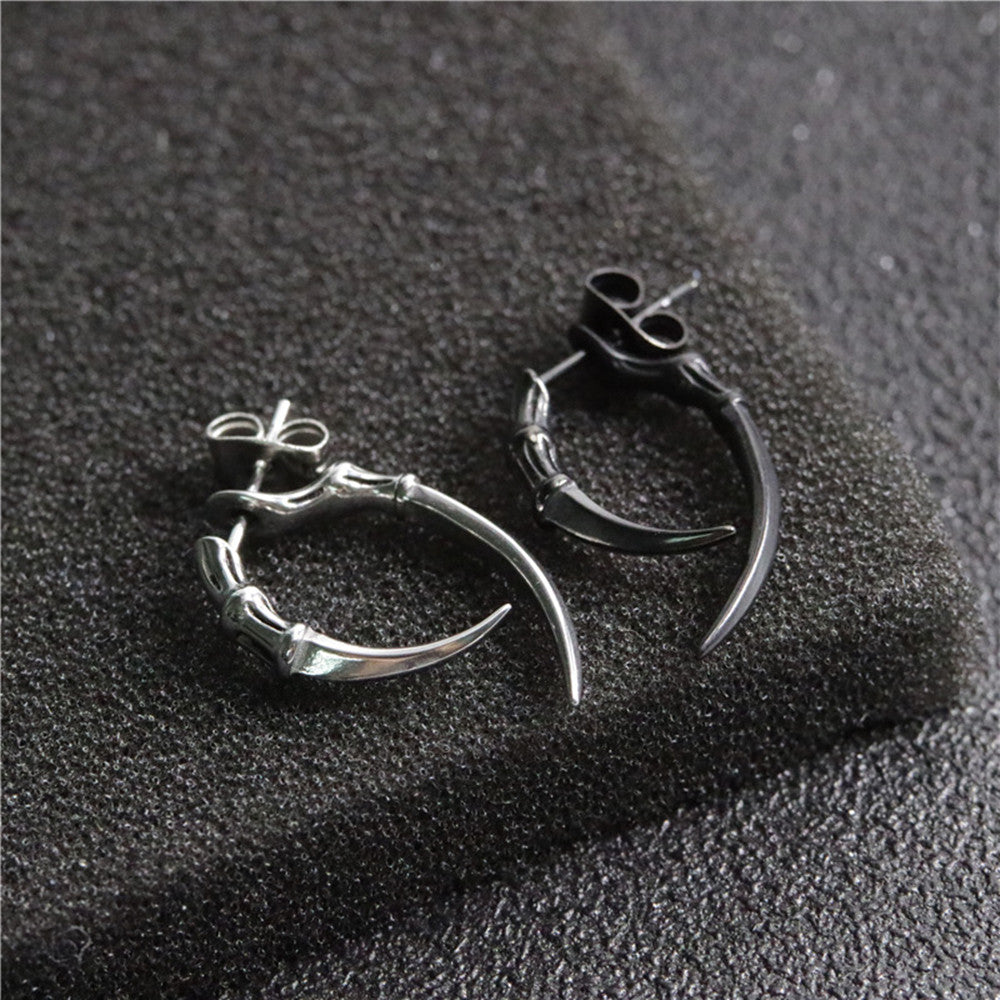 Personality Vintage Titanium Steel Casting Claw Stud Earrings