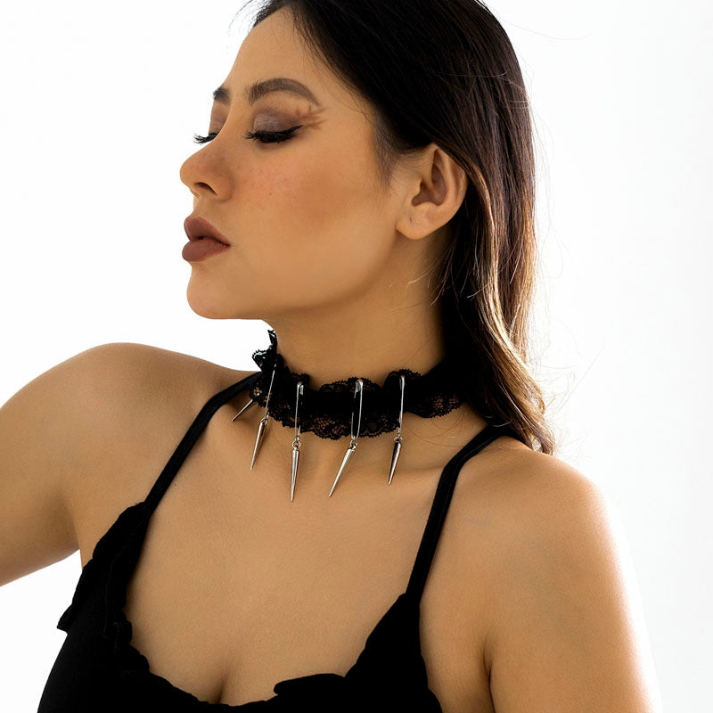Elastic Lace Necklace Women's Fashion Pin