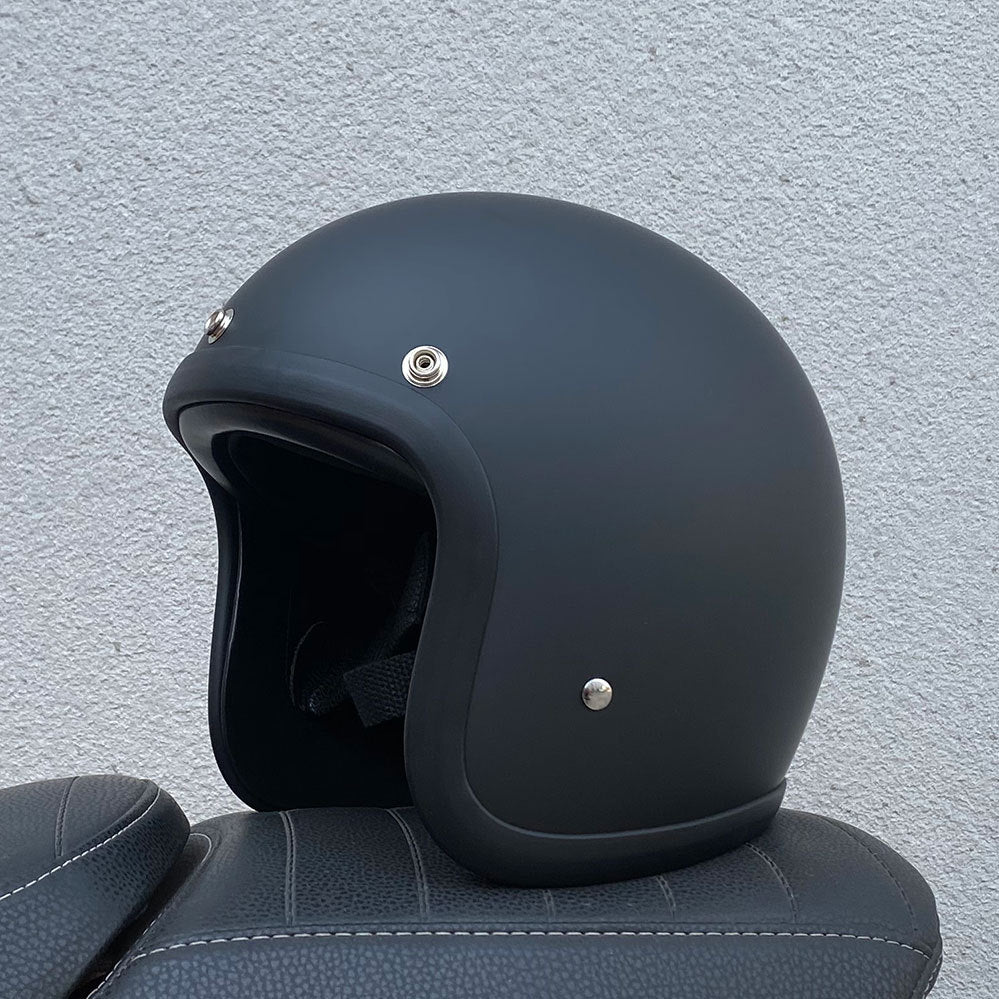 Helmet Men's And Women's Retro FRP Motorcycle