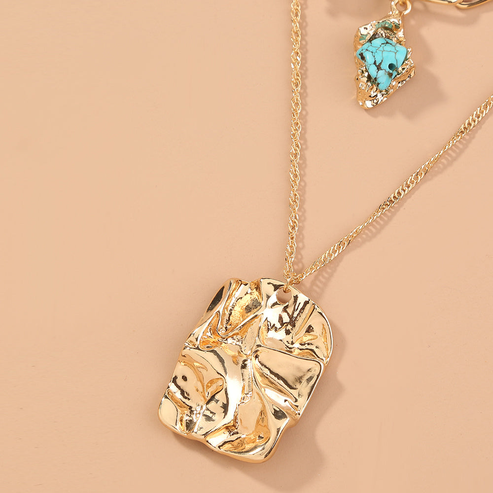 Collier multi-rangs en pierres naturelles brutes exagérées