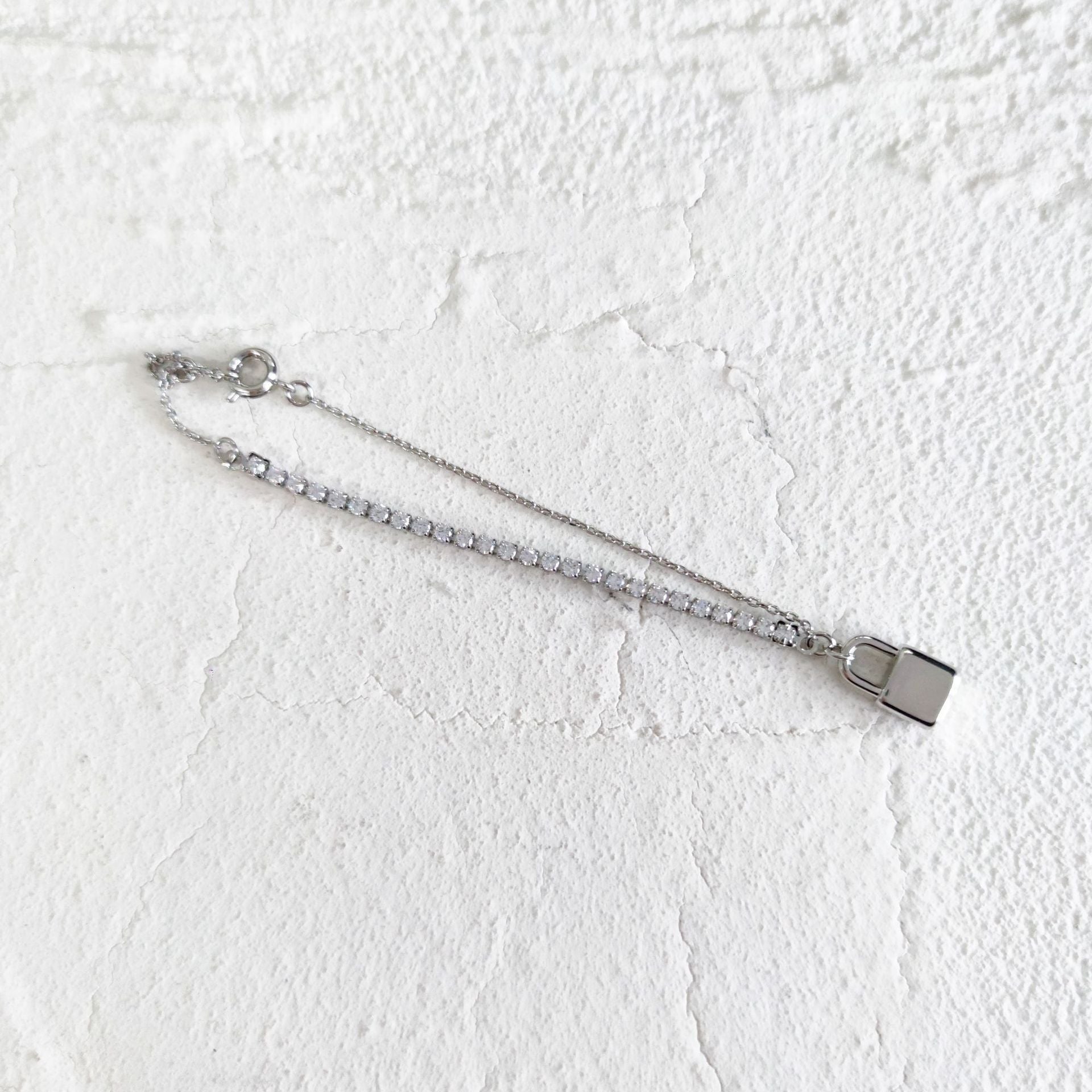Key Necklace Female Clavicle Chain Ins Cold Wind Simple Small Lock Necklace