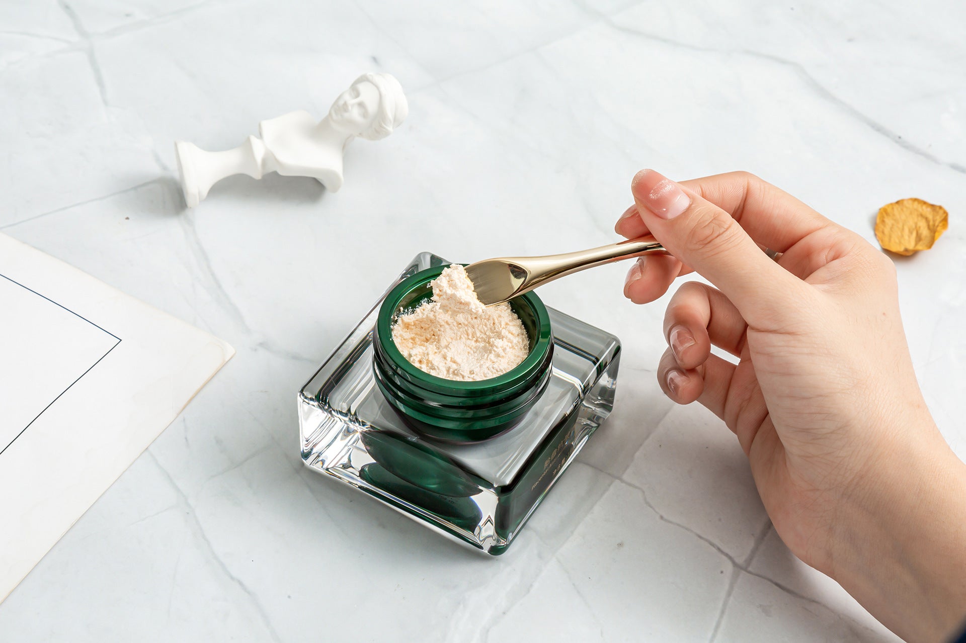 Crème Naturelle Anti-rides Cœur Défauts Modifiés