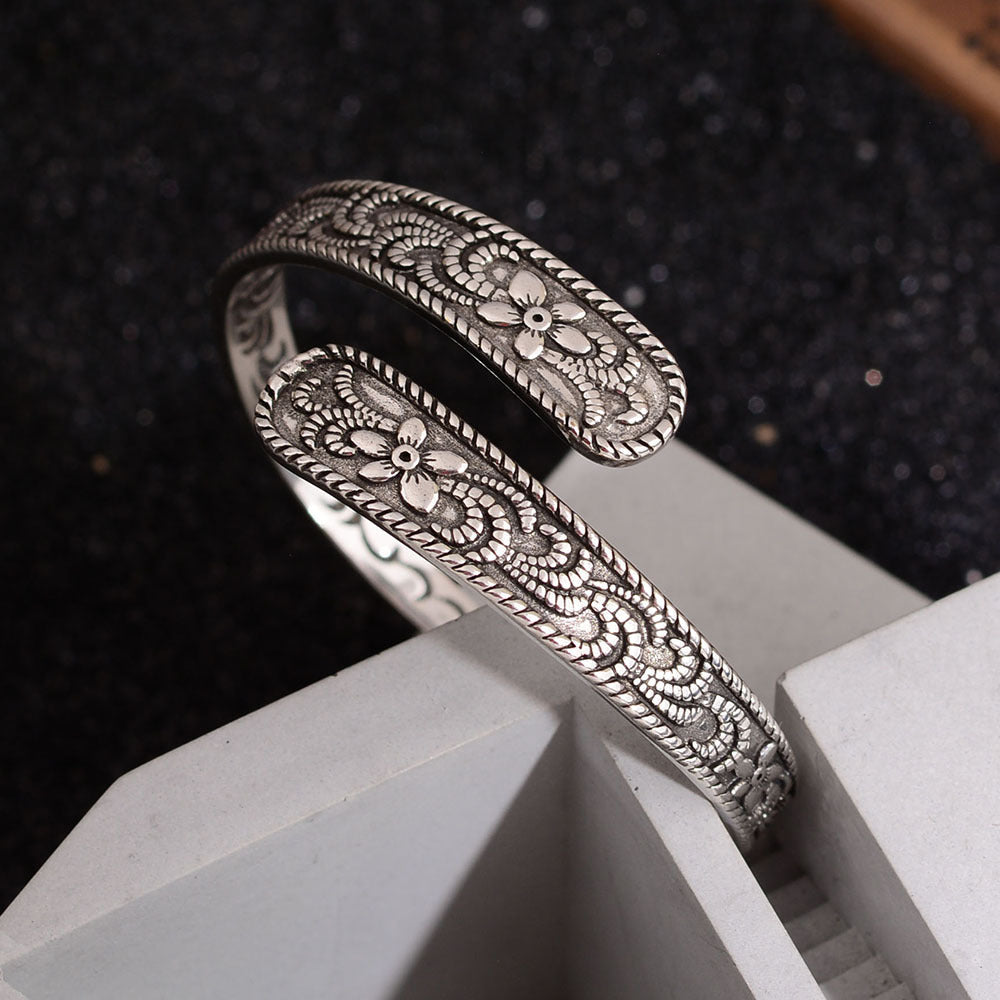 Bracelet Femme Fleur Motif Herbe Tang Rétro Gaufré Mode