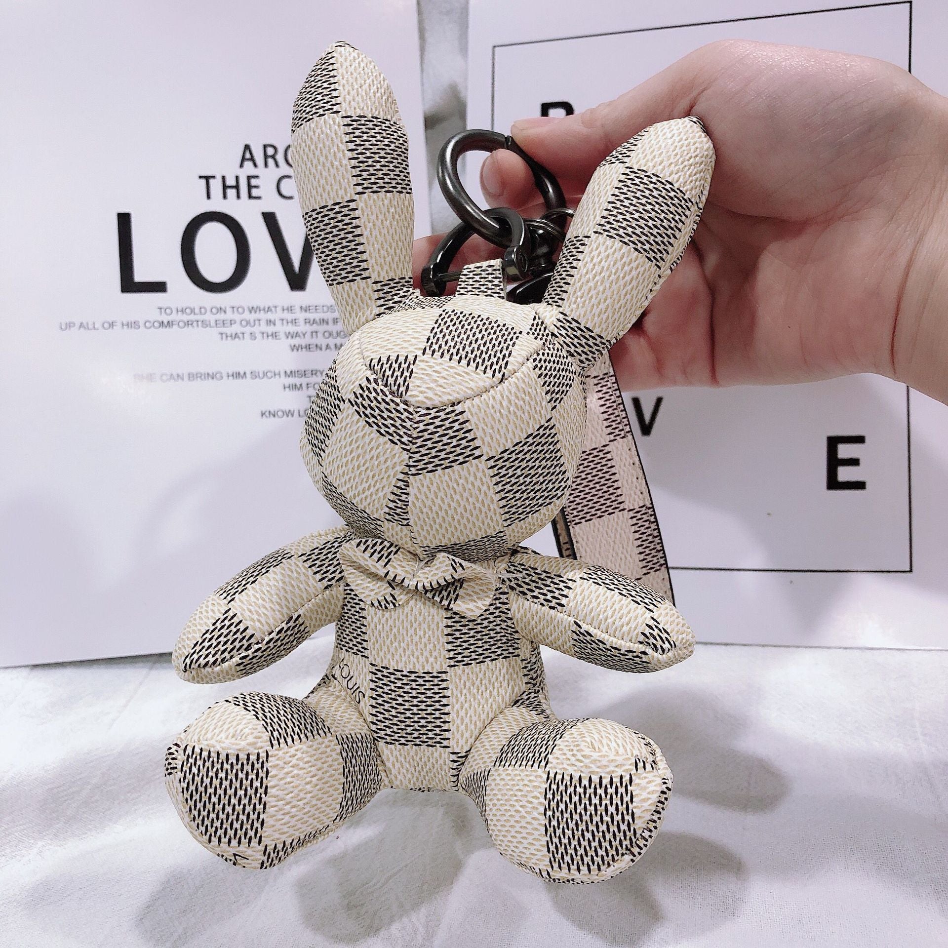 Porte-clés de voiture créatif en cuir avec pendentif lapin