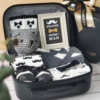 Coffret cadeau haut de gamme pour bébé – Ensemble petit gentleman noir et or