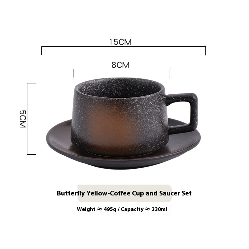 Ensemble Tasse et soucoupe en céramique pour le thé de l'après-midi