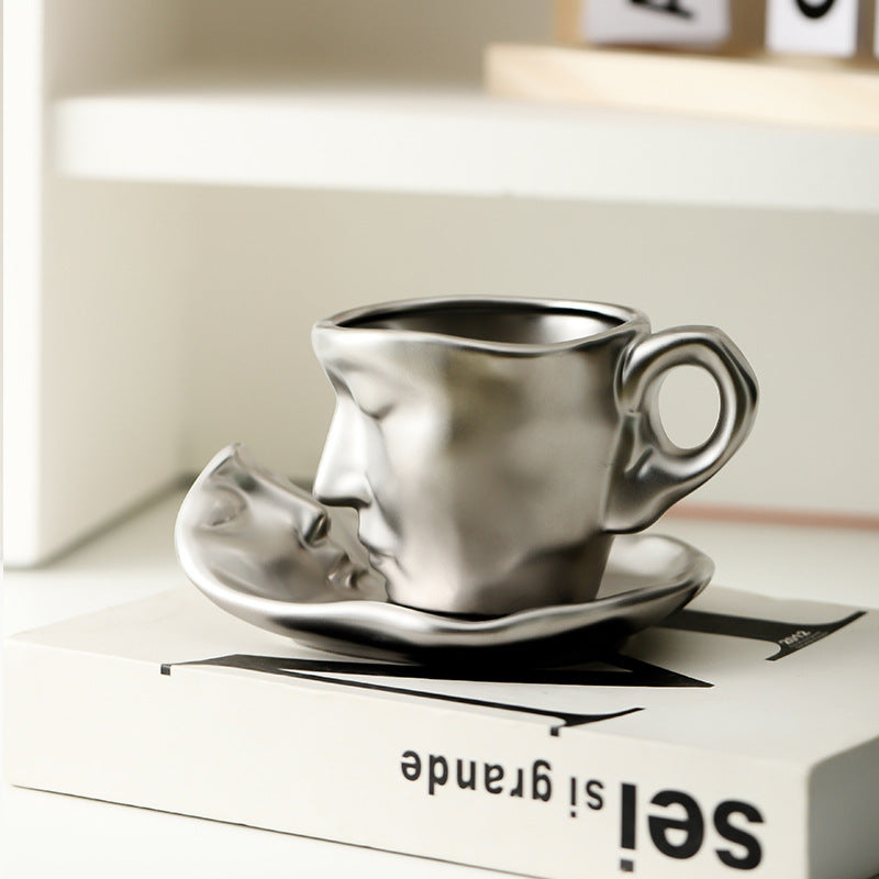 Jinfulan New Metal Face Creative Ceramic Kiss Beauty Coffee Cup