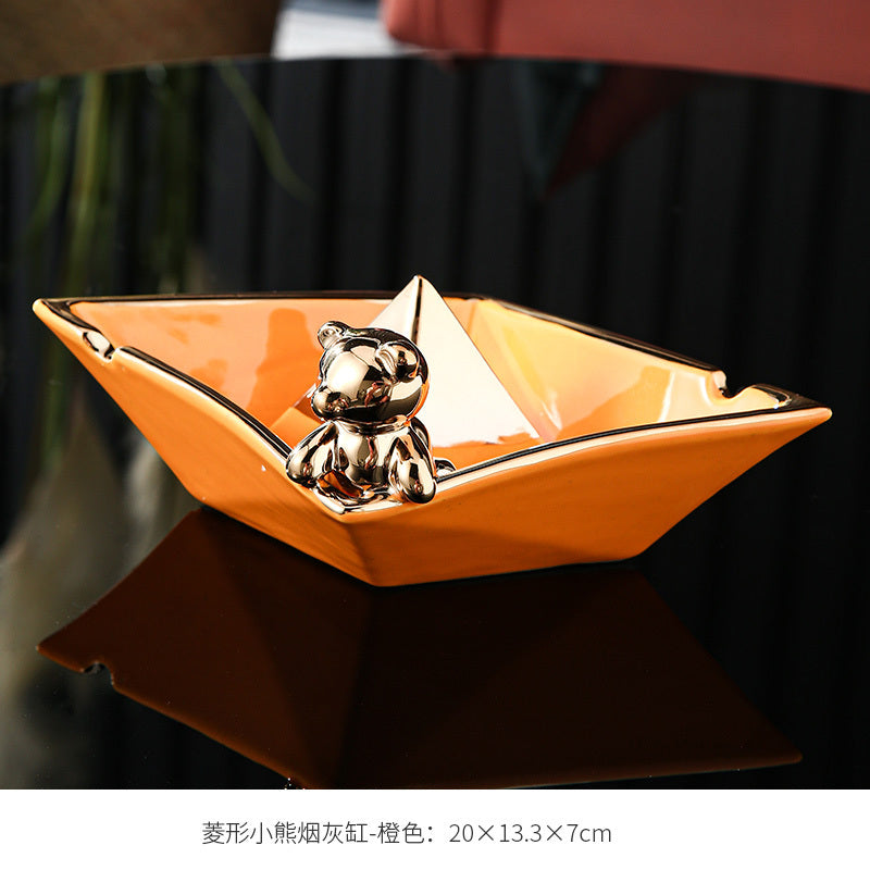 Ceramic Bear Ashtray, Light Luxury, Modern Creative Personality, KTV Hotel Office