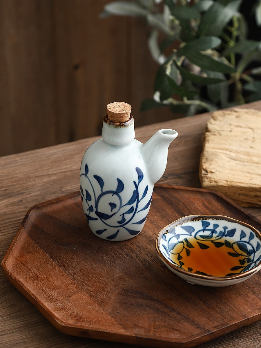 Commercial Small Capacity Old-fashioned Ceramic 200mL Soy Sauce Bottle