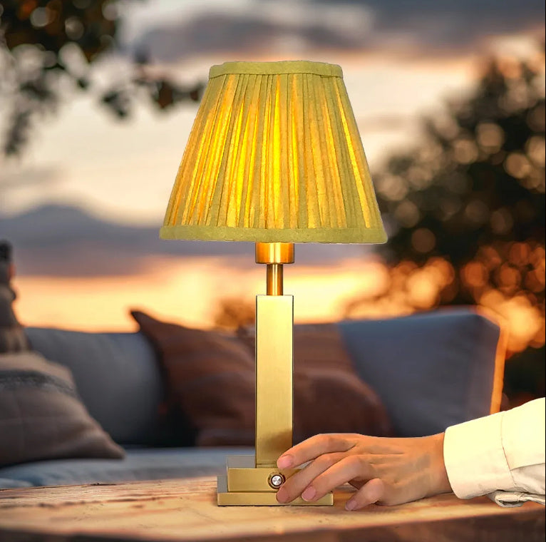 Lampe de bureau en alliage