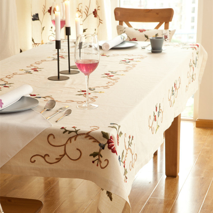 Nappe rustique en coton et lin brodée style campagnard américain