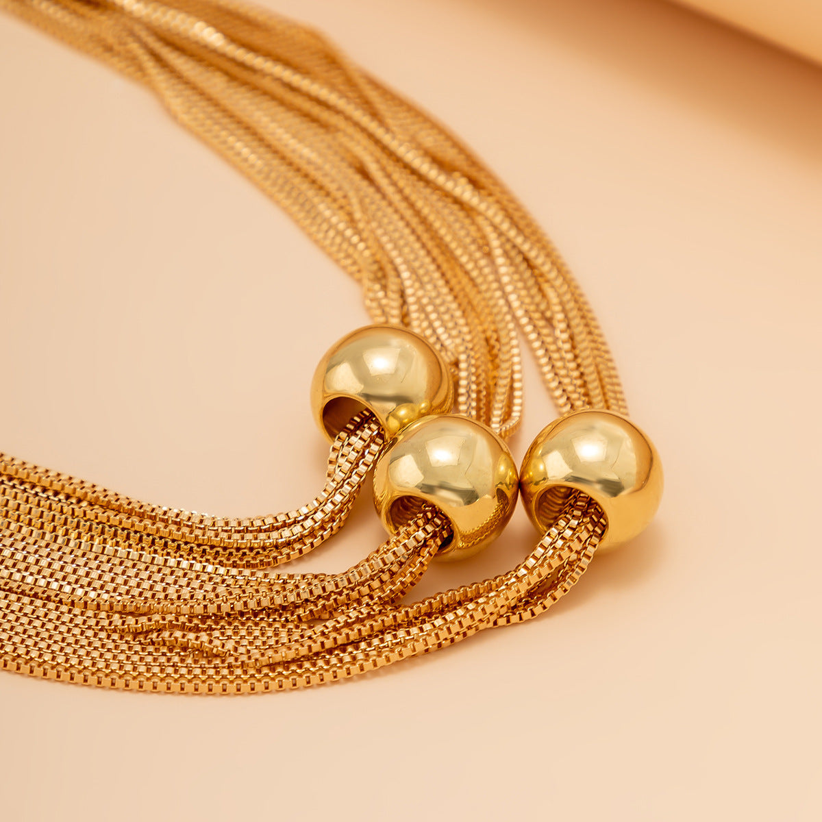 Exaggerated Metal Ball Pendant Necklace