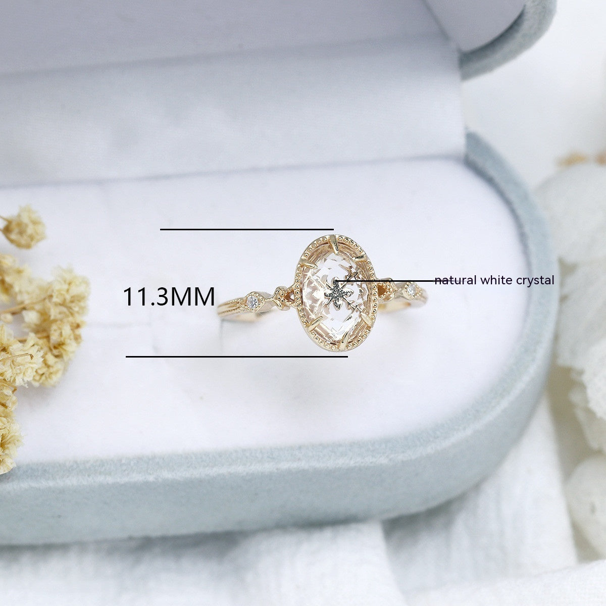 La personnalité mode s'exprime sur les pendentifs bagues fleuries