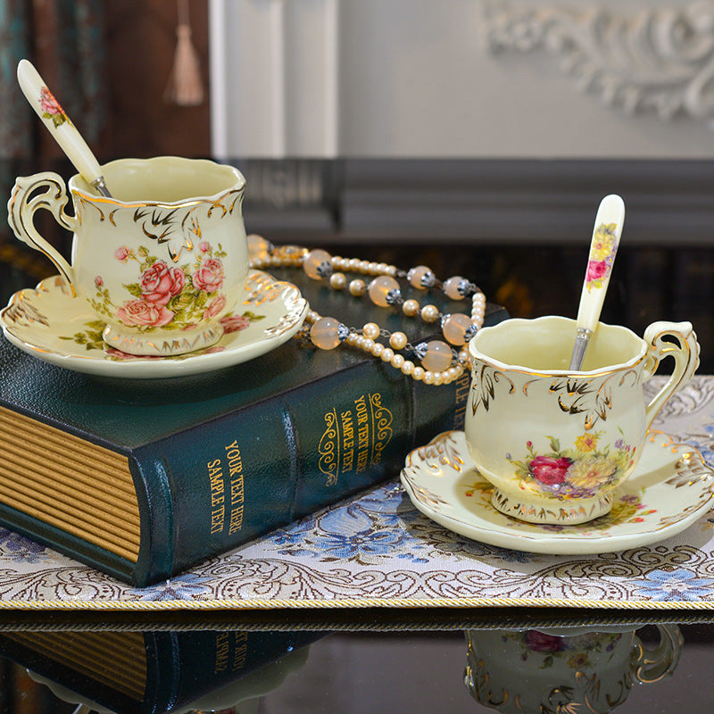 Ensemble Tasses à Café en Céramique avec Cuillère - Pour l'Heure du Thé