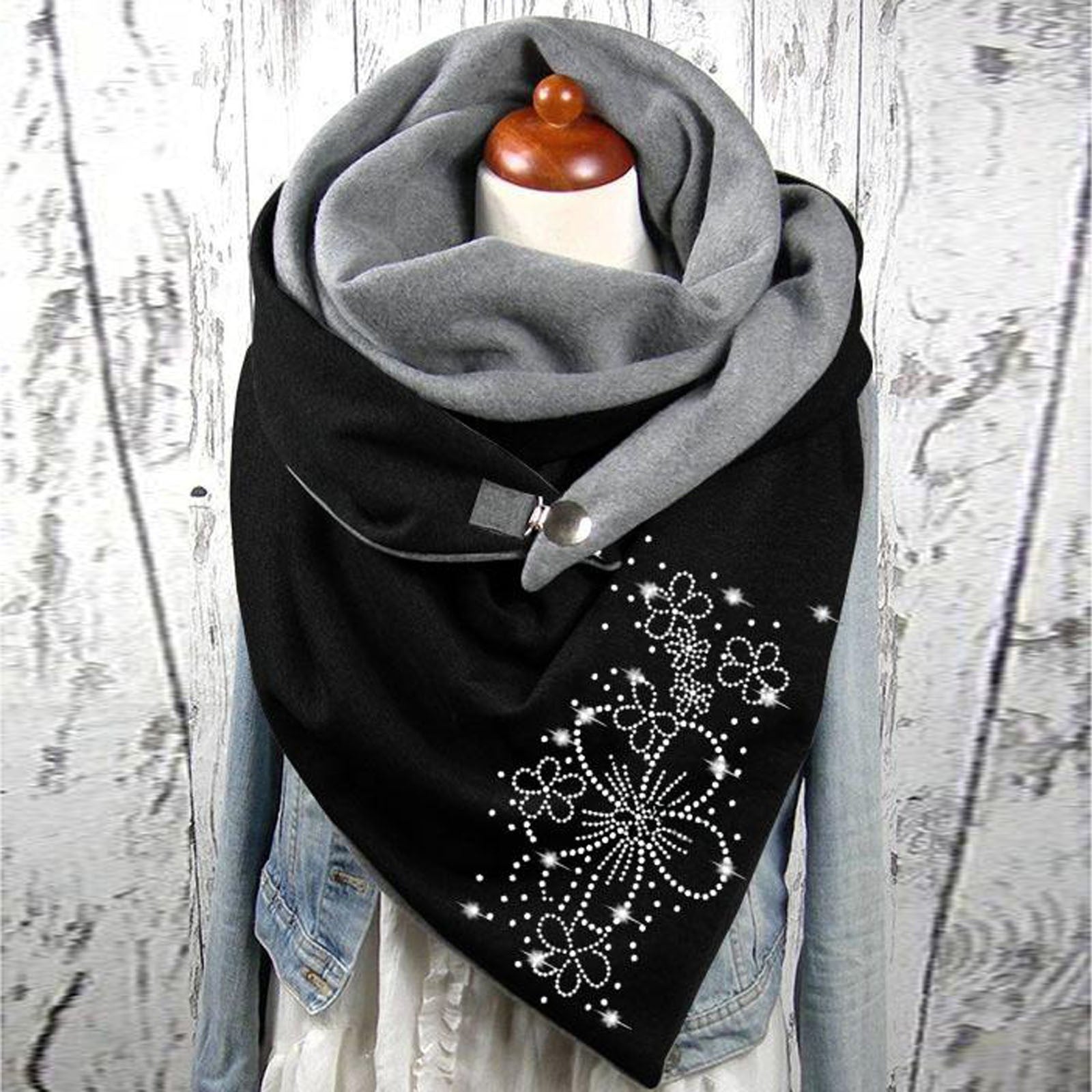 Écharpe Chaude en Coton à Boutons pour Femme (Malaisie)