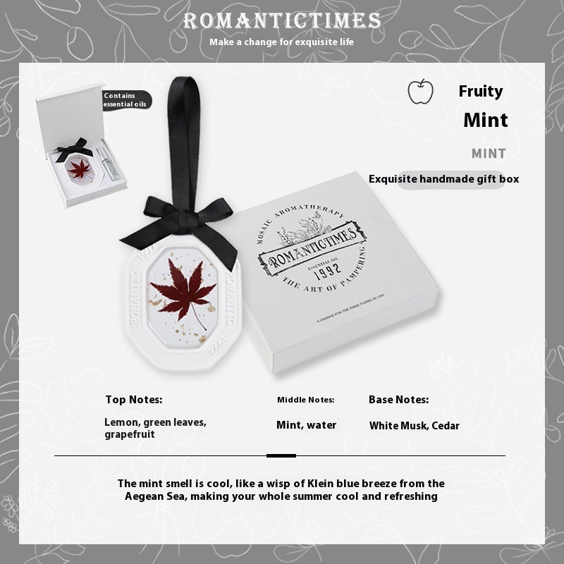 Fashion Personalized Car Aromatherapy Sheet Pendant