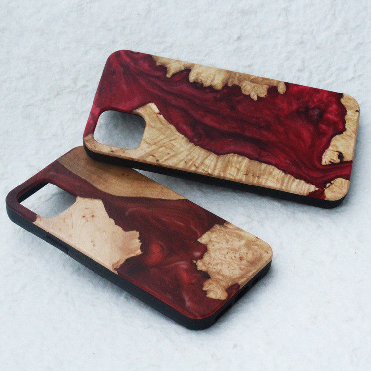 Coque de téléphone en résine et bois cicatrisé