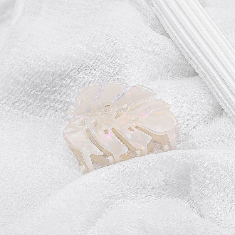 Elegant Leaf-shaped Hair Clip For The Back Of The Head
