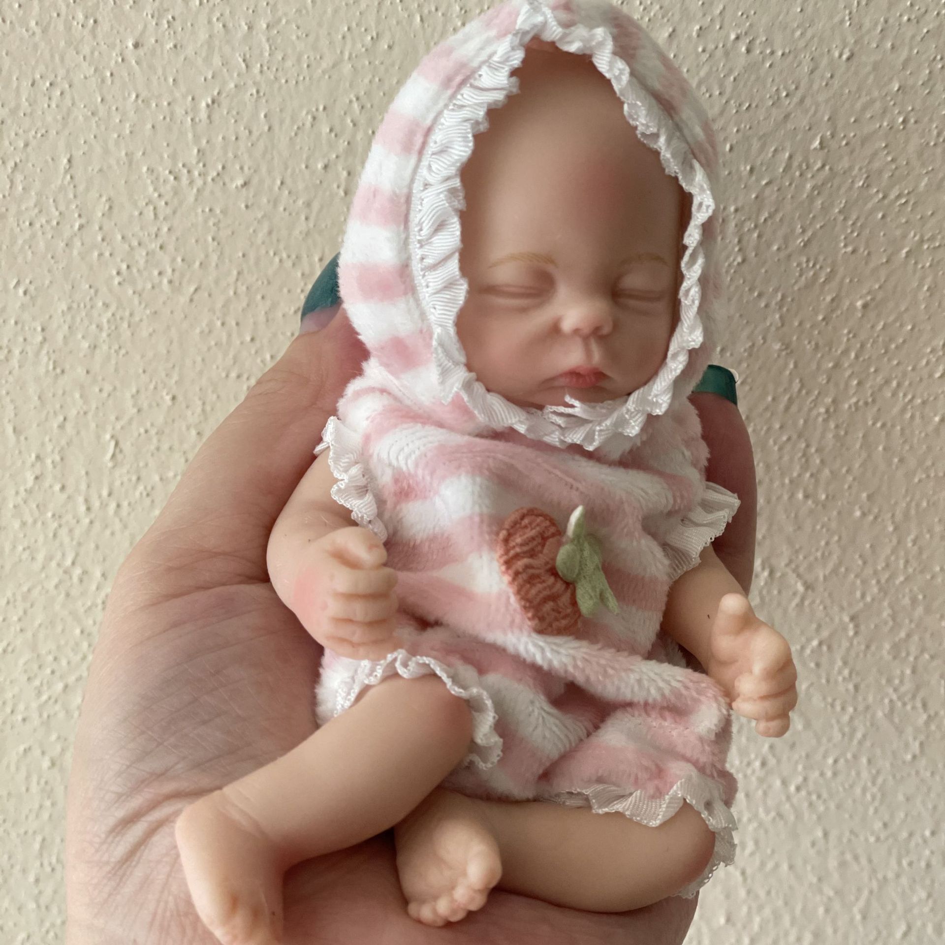 Poupée bébé de simulation MINI Palm en silicone solide de 15 cm
