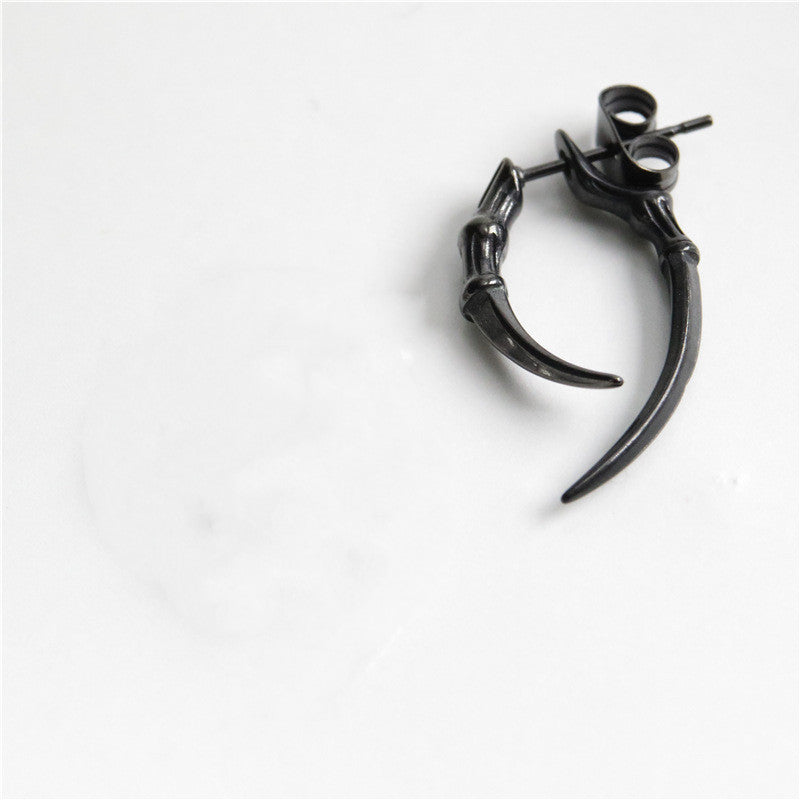 Personality Vintage Titanium Steel Casting Claw Stud Earrings