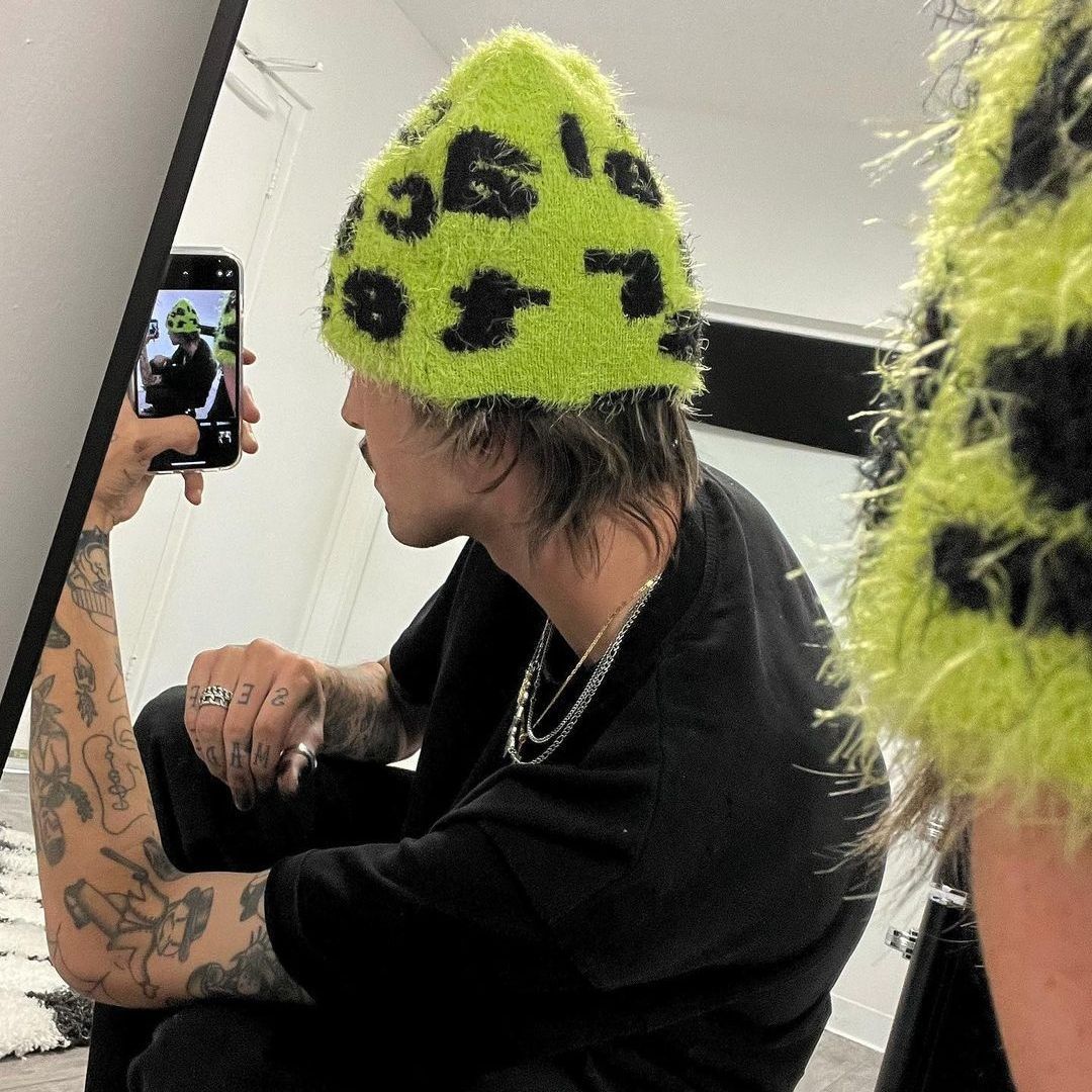 Autumn And Winter Warm Fashion Slipover Knitted Hat