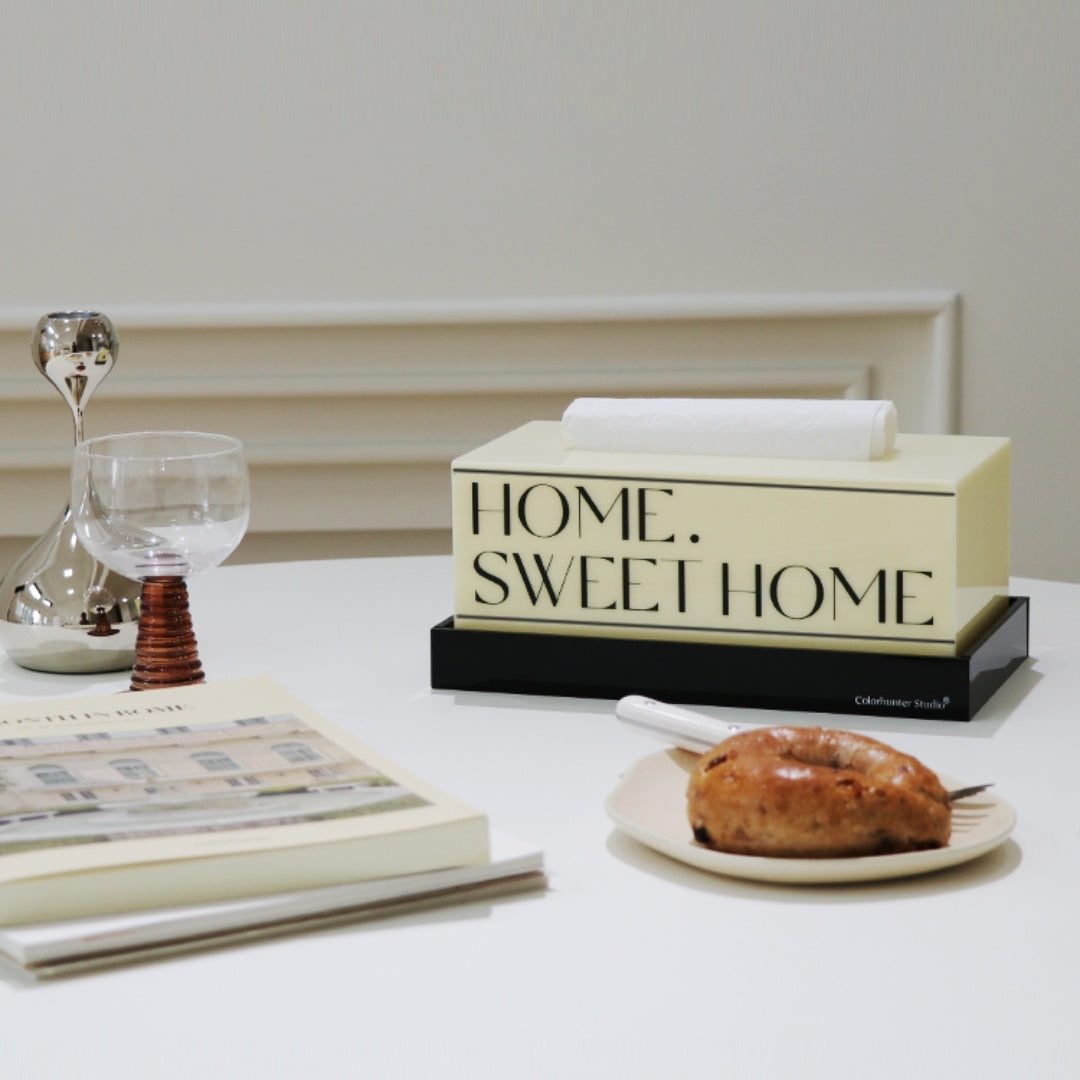 Simple Acrylic Tissue Box With High-end Light Luxury Decorations
