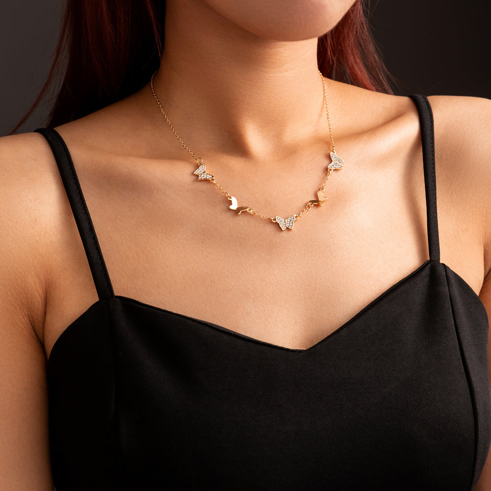 Cross-border simple retro diamond-studded butterfly necklace, creative and versatile exquisite ladies clavicle chain