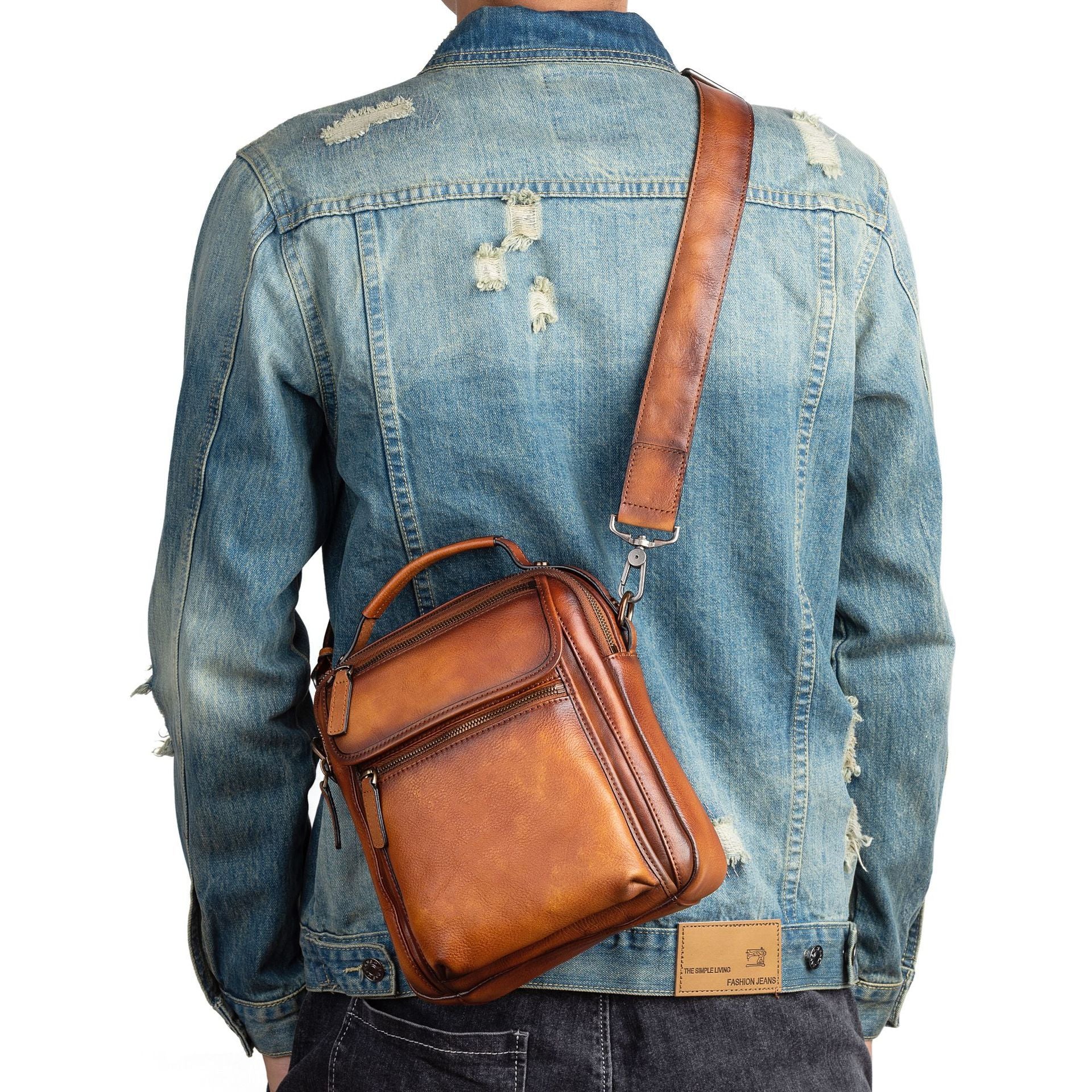 Cowhide Retro Casual Men's Messenger Bag