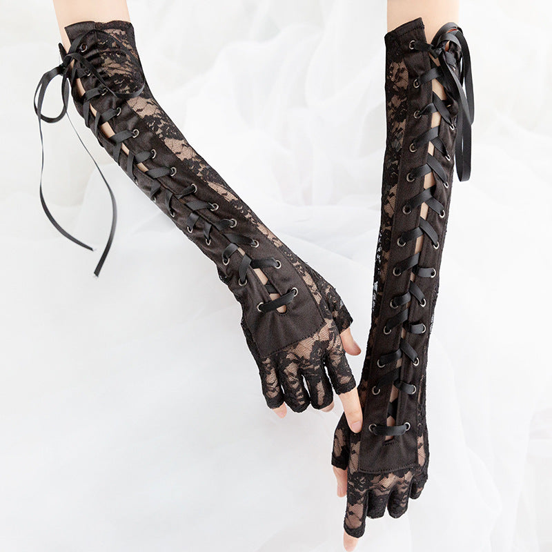 Gants en dentelle à lanières, personnalité charmante
