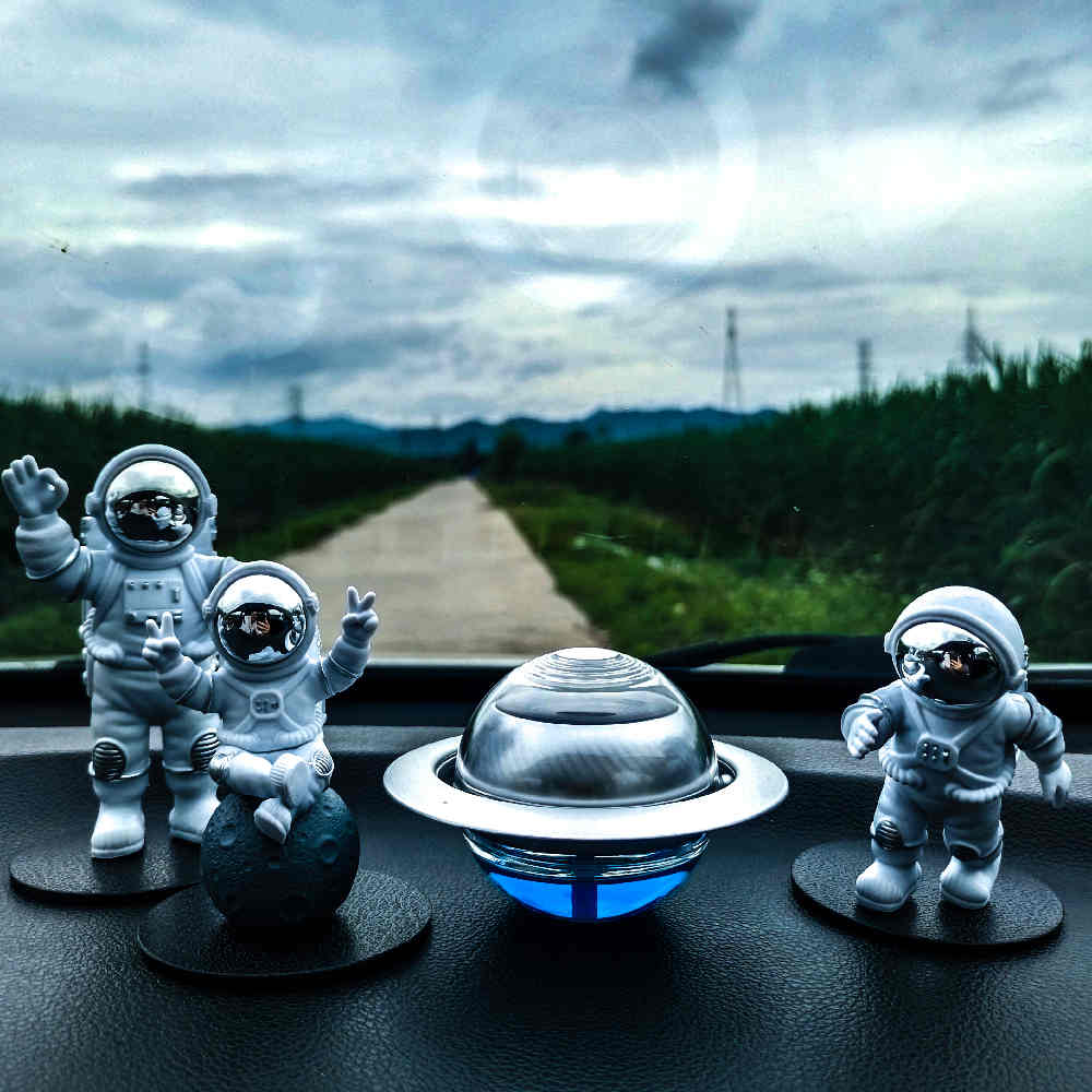 Ornement de voiture solaire Astronaute Planète Parfum