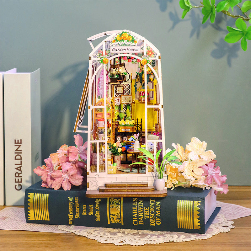 English Version Diy Hand-pasted Cottage Assembled Garden House Model Ornaments