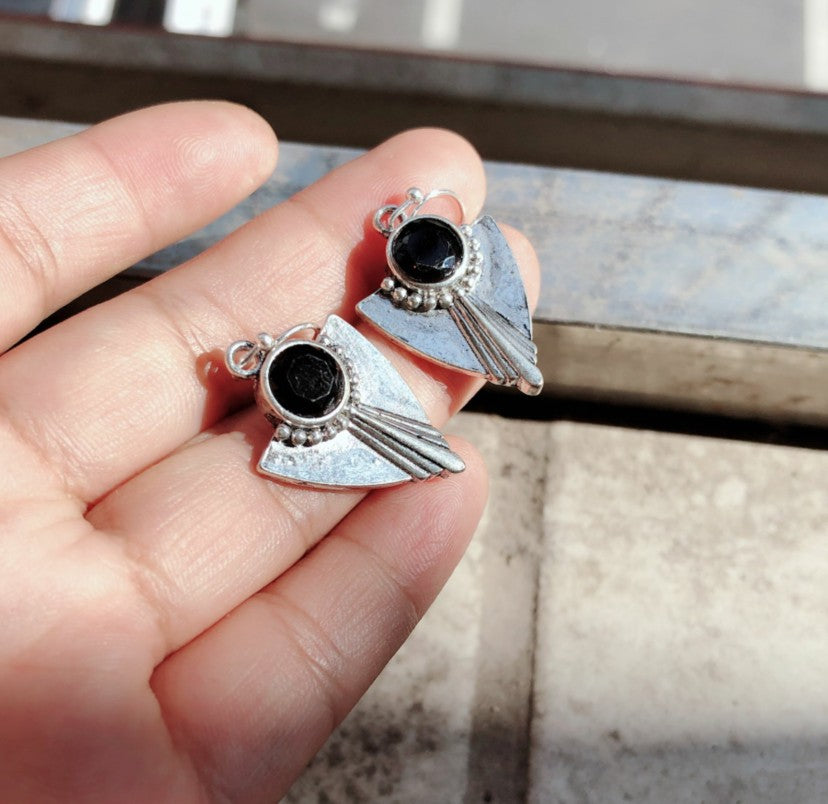 Personalized Fashion Creative Earrings Men And Women Retro