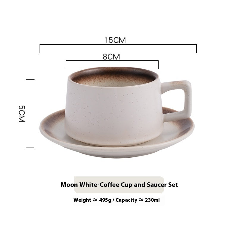 Ensemble Tasse et soucoupe en céramique pour le thé de l'après-midi