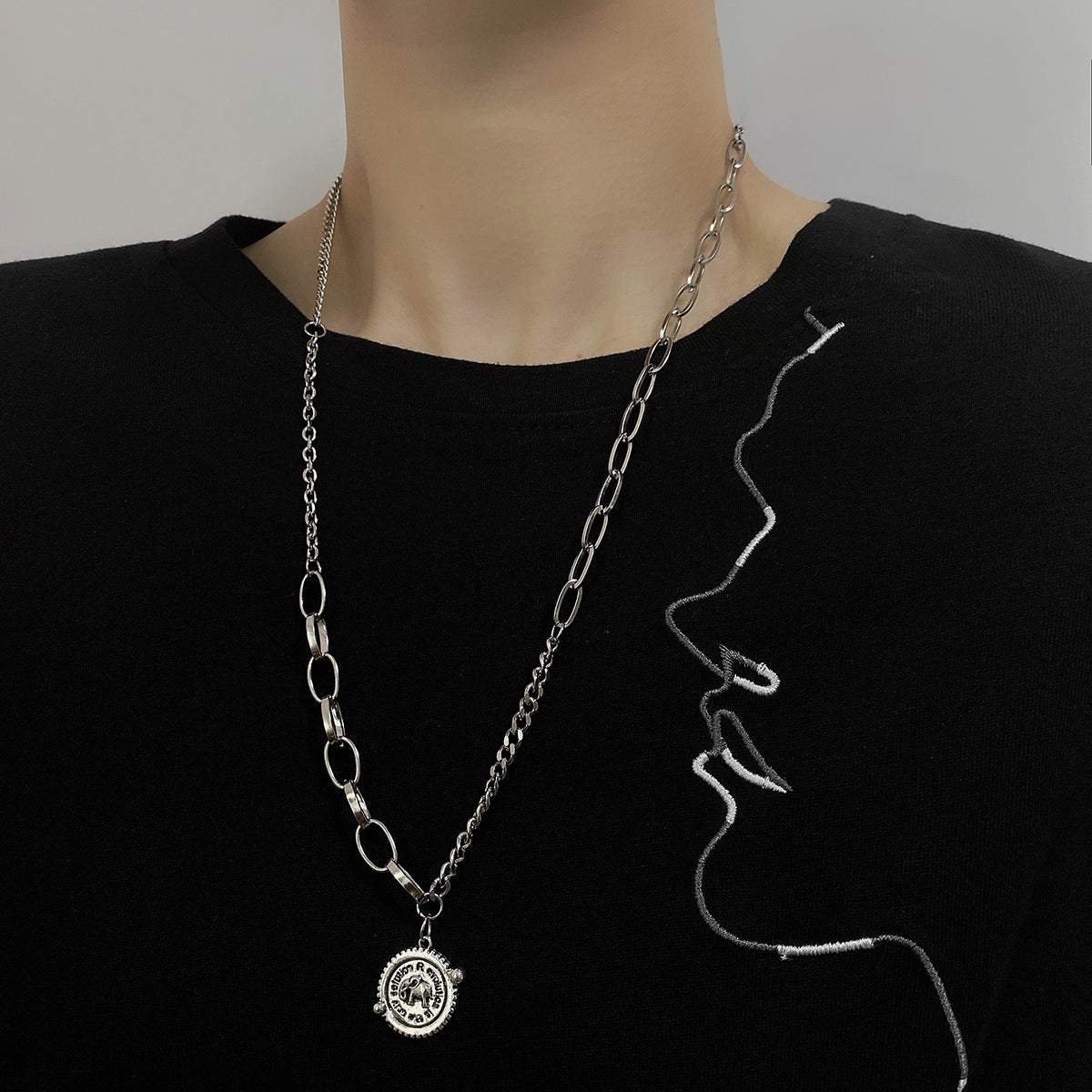 Hip-hop Personality Simple Cold Style Clavicle Chain