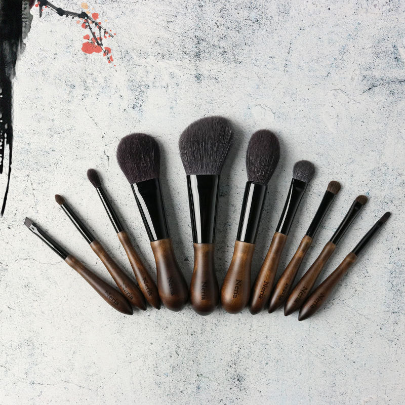 Complete Set Of Makeup Tools For Beginners