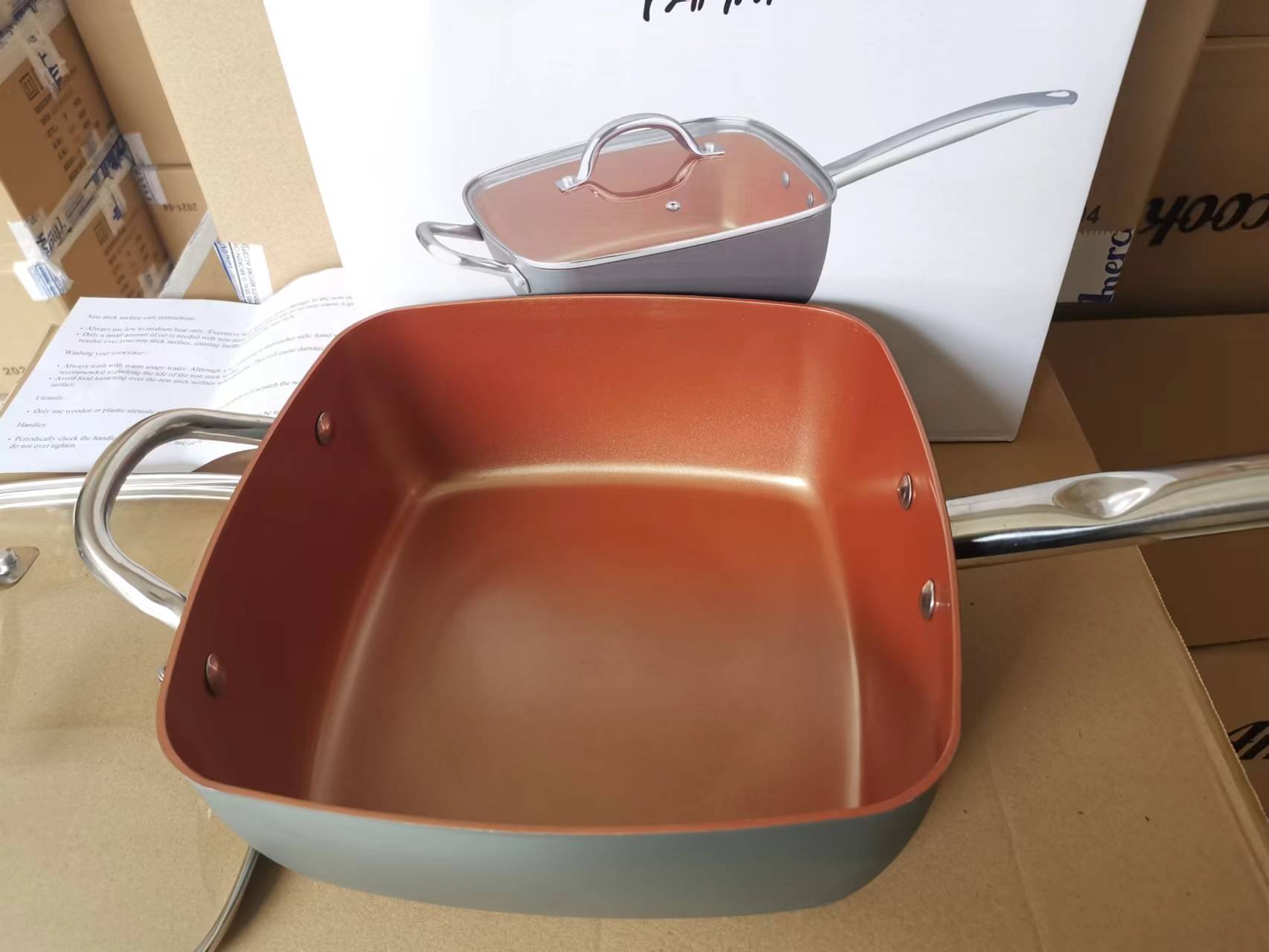 24CM Non-stick Non-fume-free Square Soup Pot