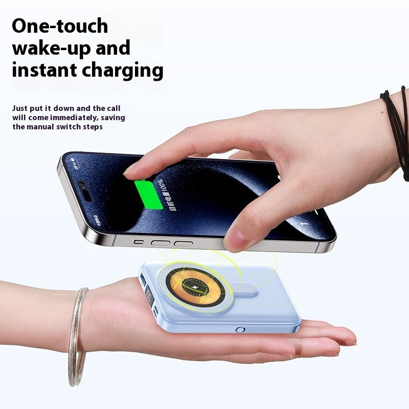Magnetic Self-contained Bracket Power Bank Large Capacity