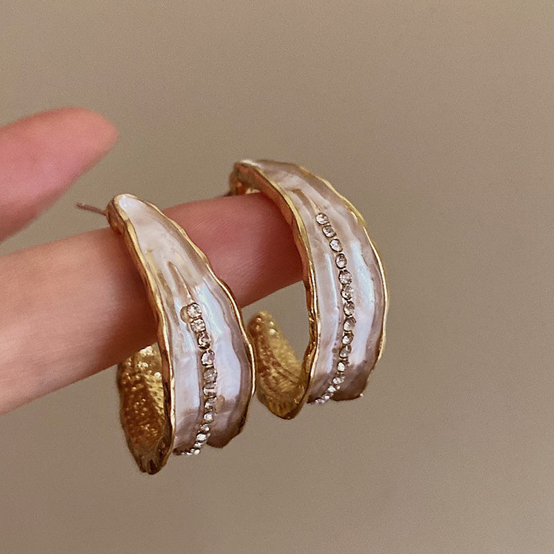 C-shaped Fashion Vintage Earrings For Women Design