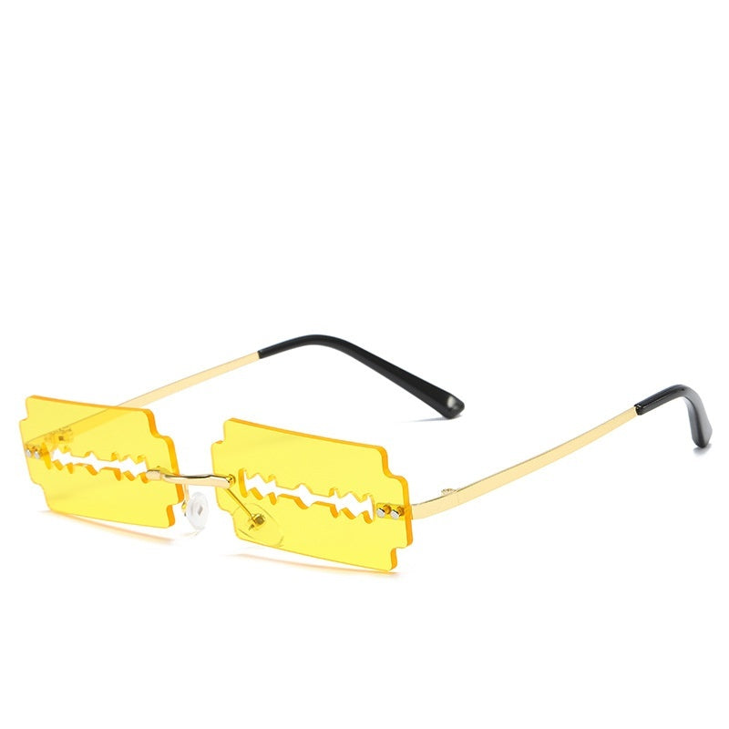 Lunettes de soleil pour femmes sans monture en métal - Découpe