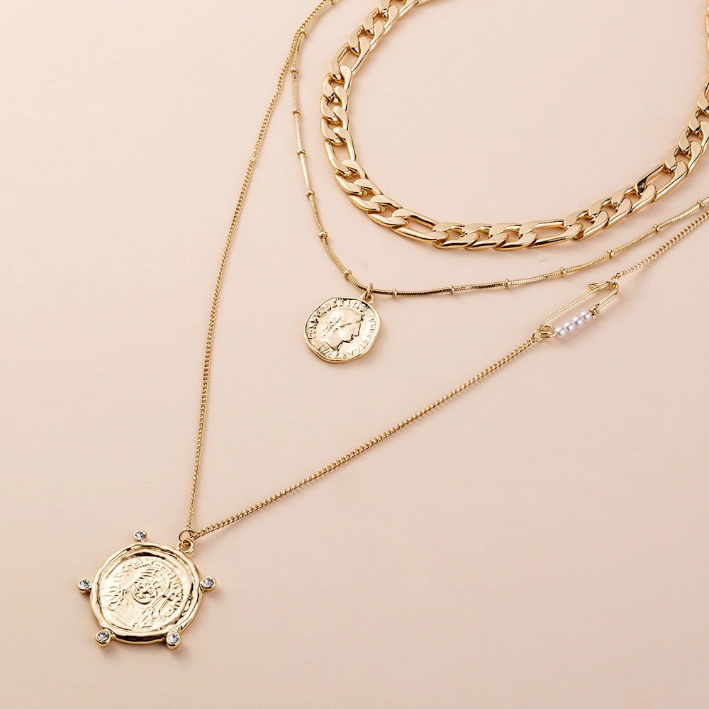 Stylish multi-layer necklace with Sun head pendant