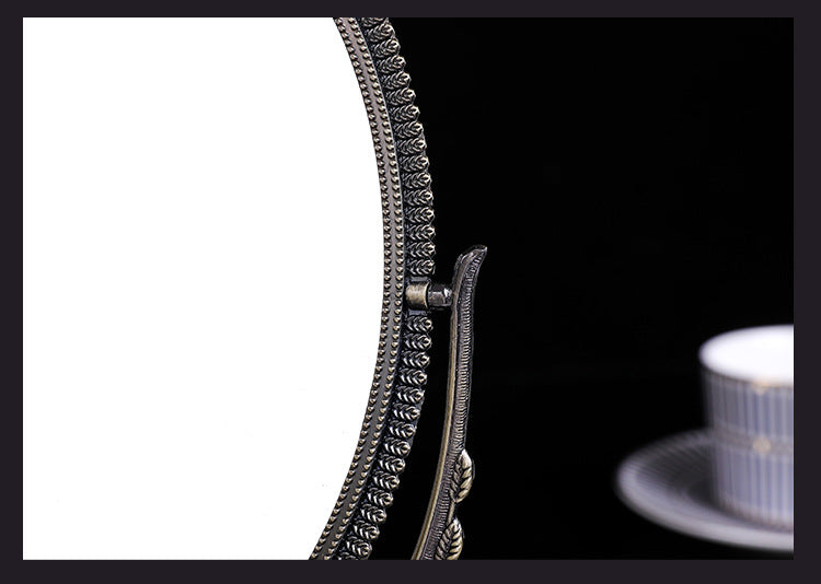 European Metal Reversible Retro Makeup Mirror
