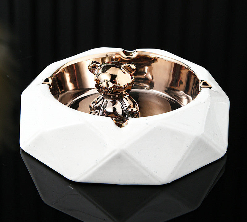 Ceramic Bear Ashtray, Light Luxury, Modern Creative Personality, KTV Hotel Office