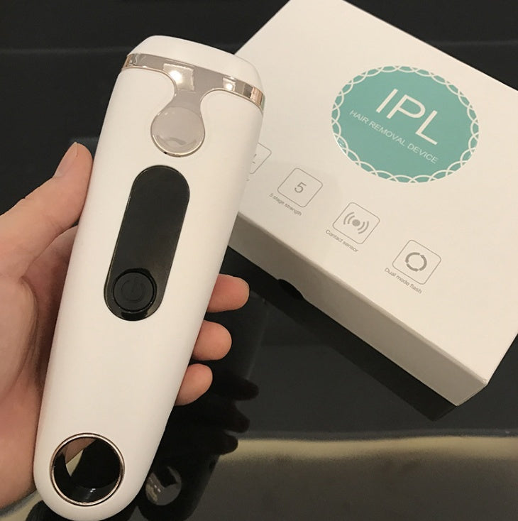 Appareil d'épilation au laser