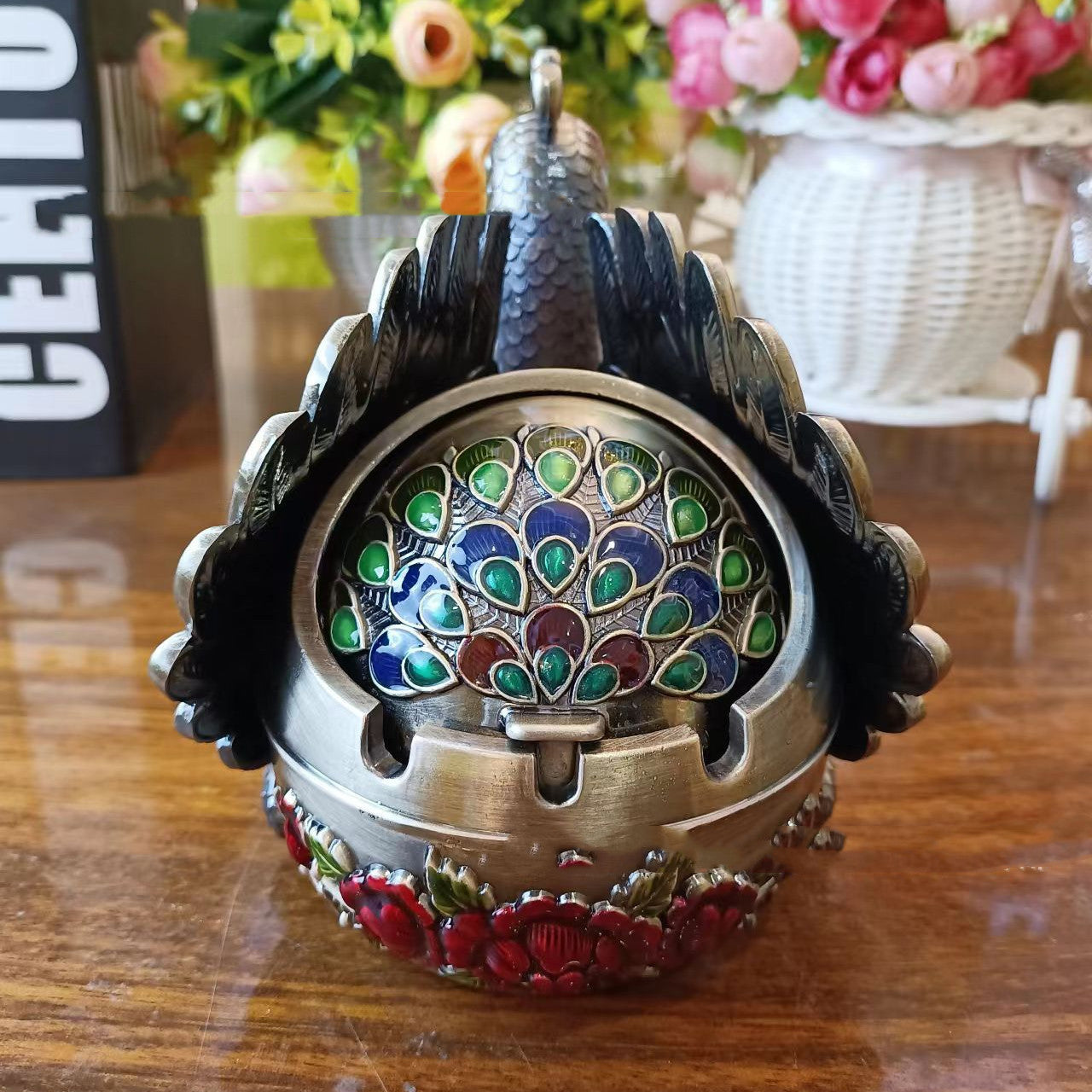 Creative Fashion Retro Home Peacock Shape Ashtray