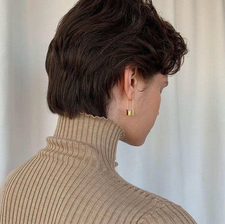 Paper clip lock metal earrings